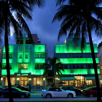 Ocean Drive by night